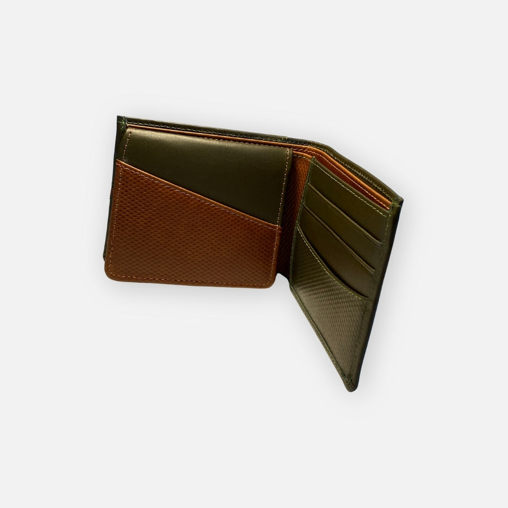 Billetera Clásica Verde con Detalles Café – Nahué