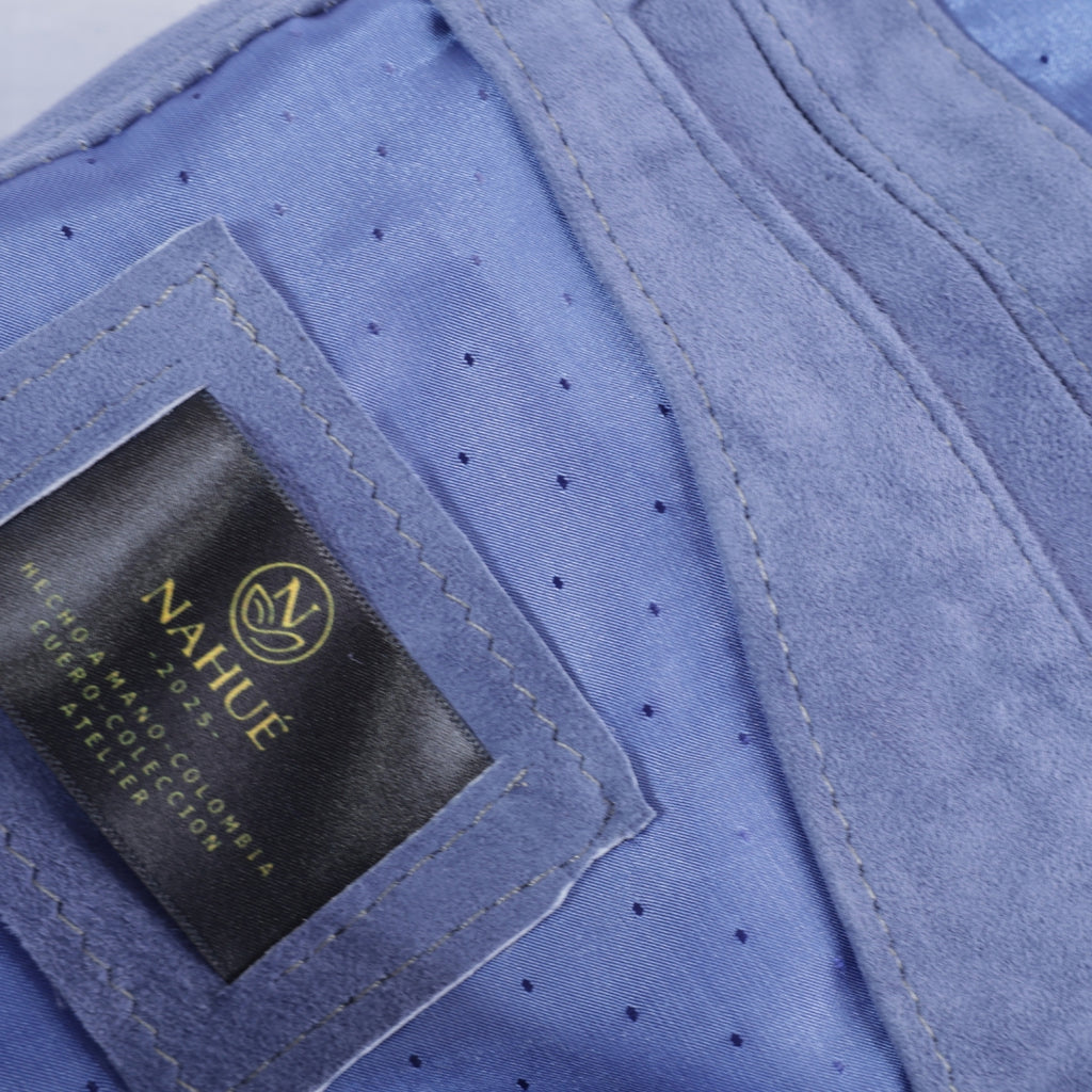 Jacket Gamuza Siena Azul – Nahué