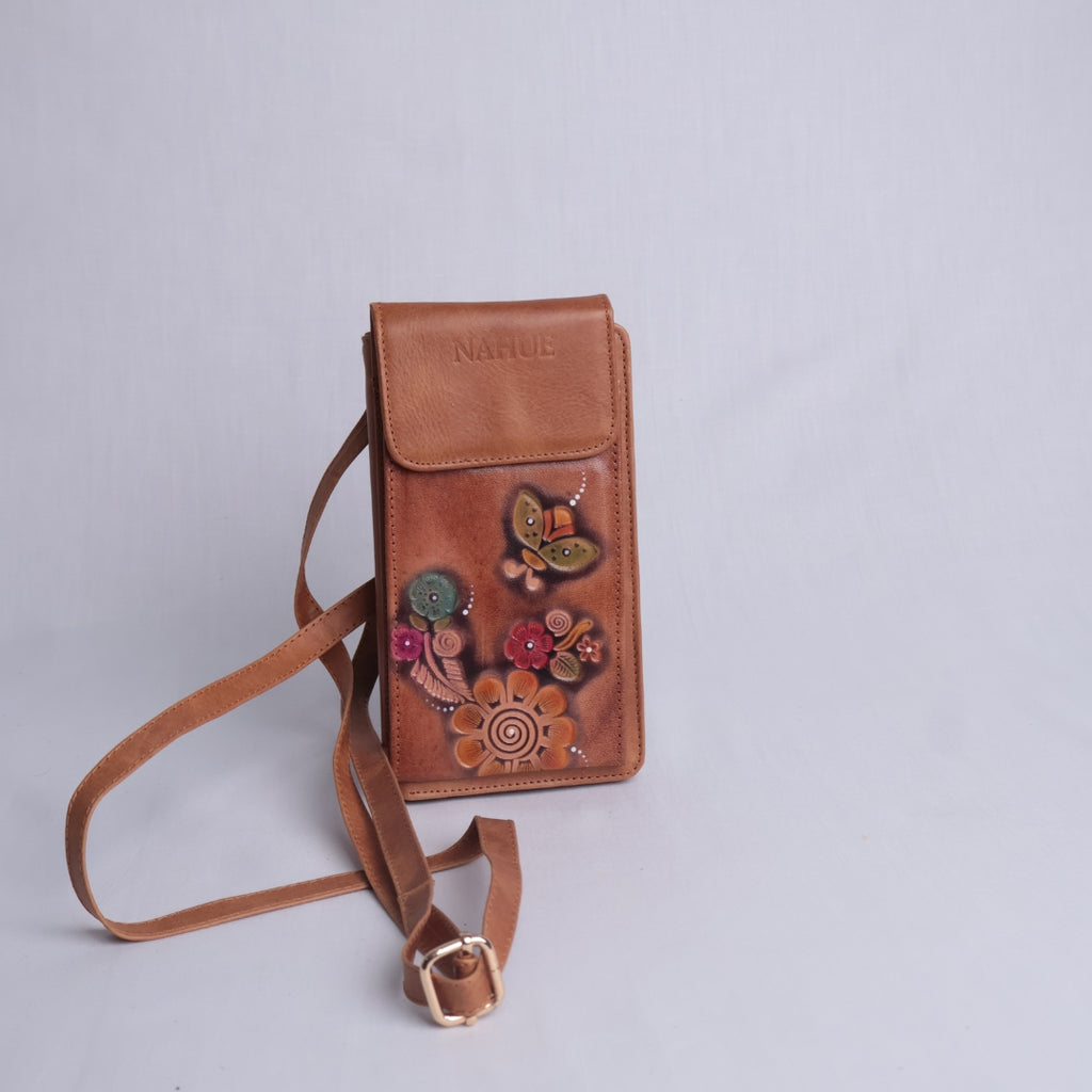 Cartera Porta Celular Artesanal con Diseño Floral – Nahué