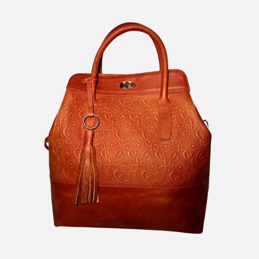 Bolso Atelier Artesanal labrado flores
