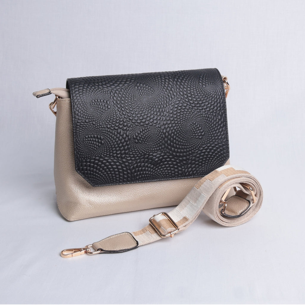 Bolso crossbody Dorado con Solapa Negra – Nahué