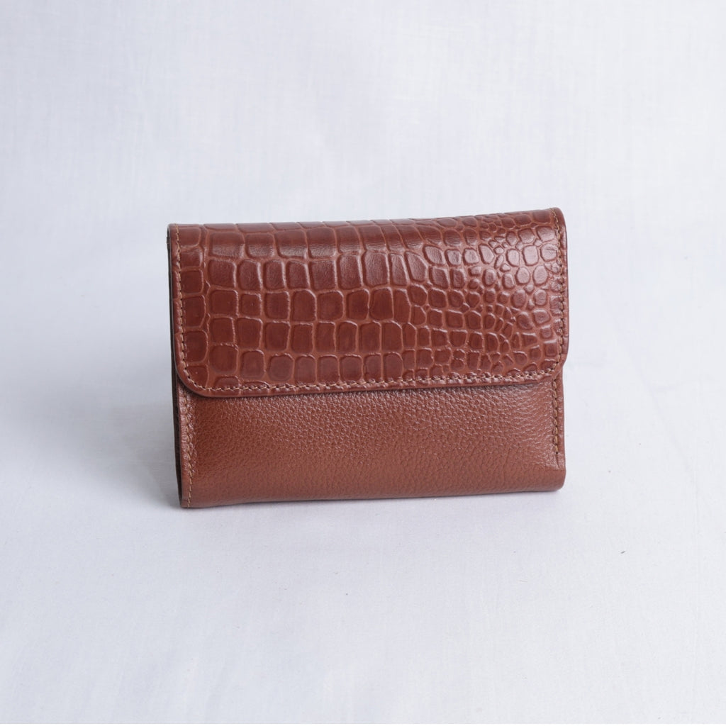 Billetera Pequeña Croco Café – Nahué Essentials