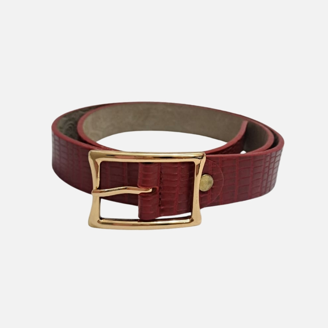 Faja Cuero Rojo Textura Croco Hebilla Dorada – Nahué Essentials